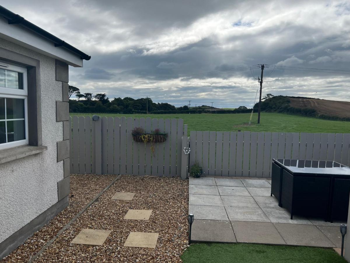 Smythe Cottage Kirkistown ภายนอก รูปภาพ